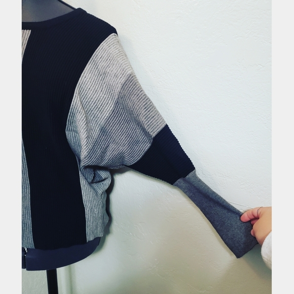 Joseph A Sweater - Picture 2 of 5